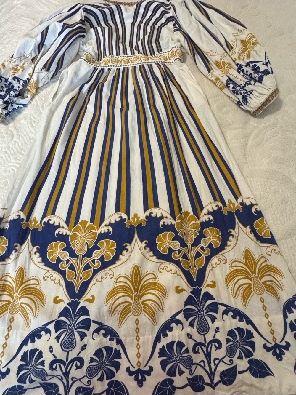 FARM Rio Button-Front Maxi Dress in White, Navy & Gold - Size L - Picture 4 of 6